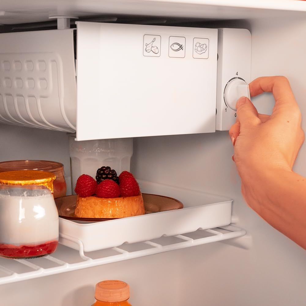 Cecotec Mini Fridge Bolero CoolMarket TT Origin 45 Beige E. Fridge Height 55cm and Width 44.7cm, Energy Class E, Ice Tray and Chrome Handle, Beige