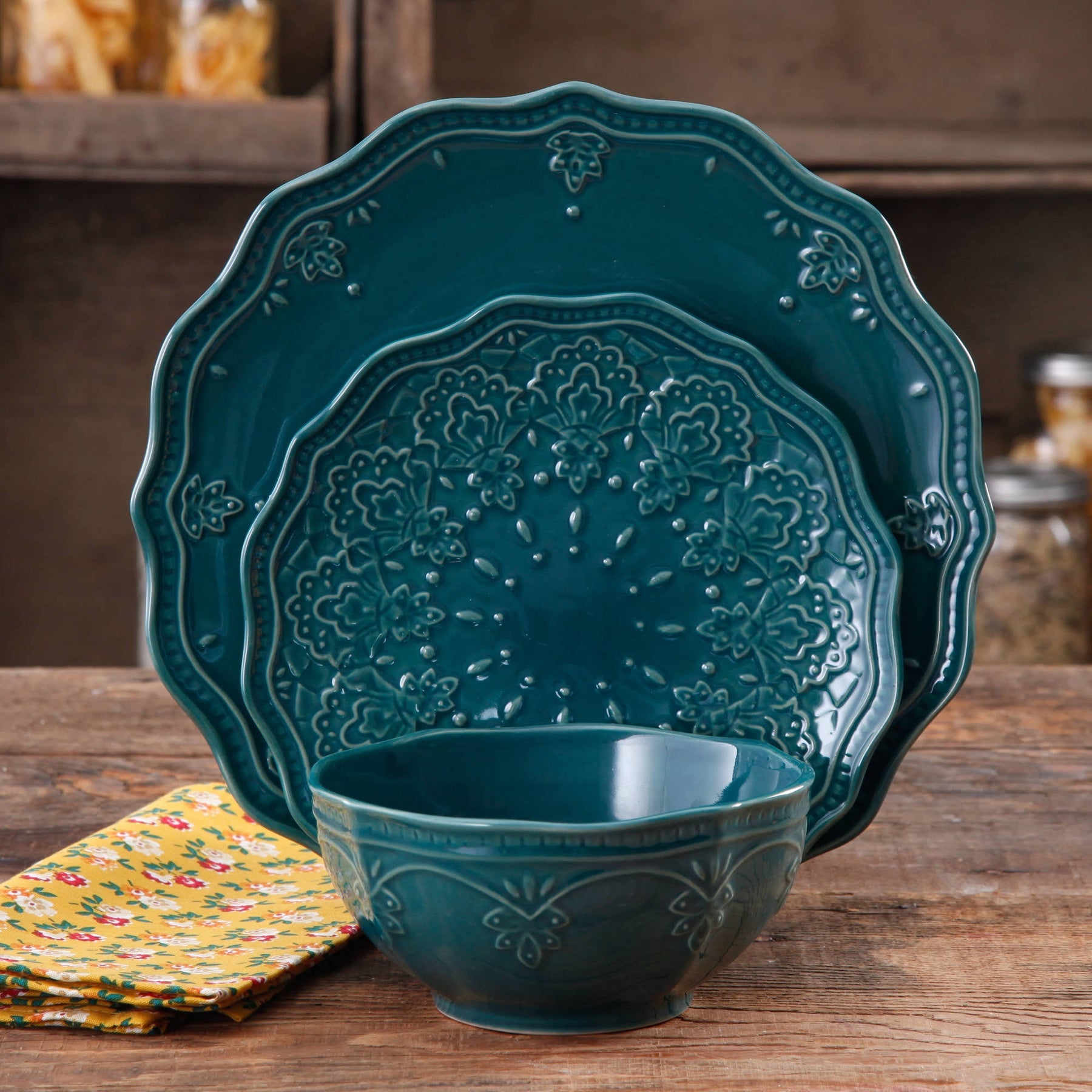 The Pioneer Woman Farmhouse Lace Dinnerware Set - 12 piece - Product image 1