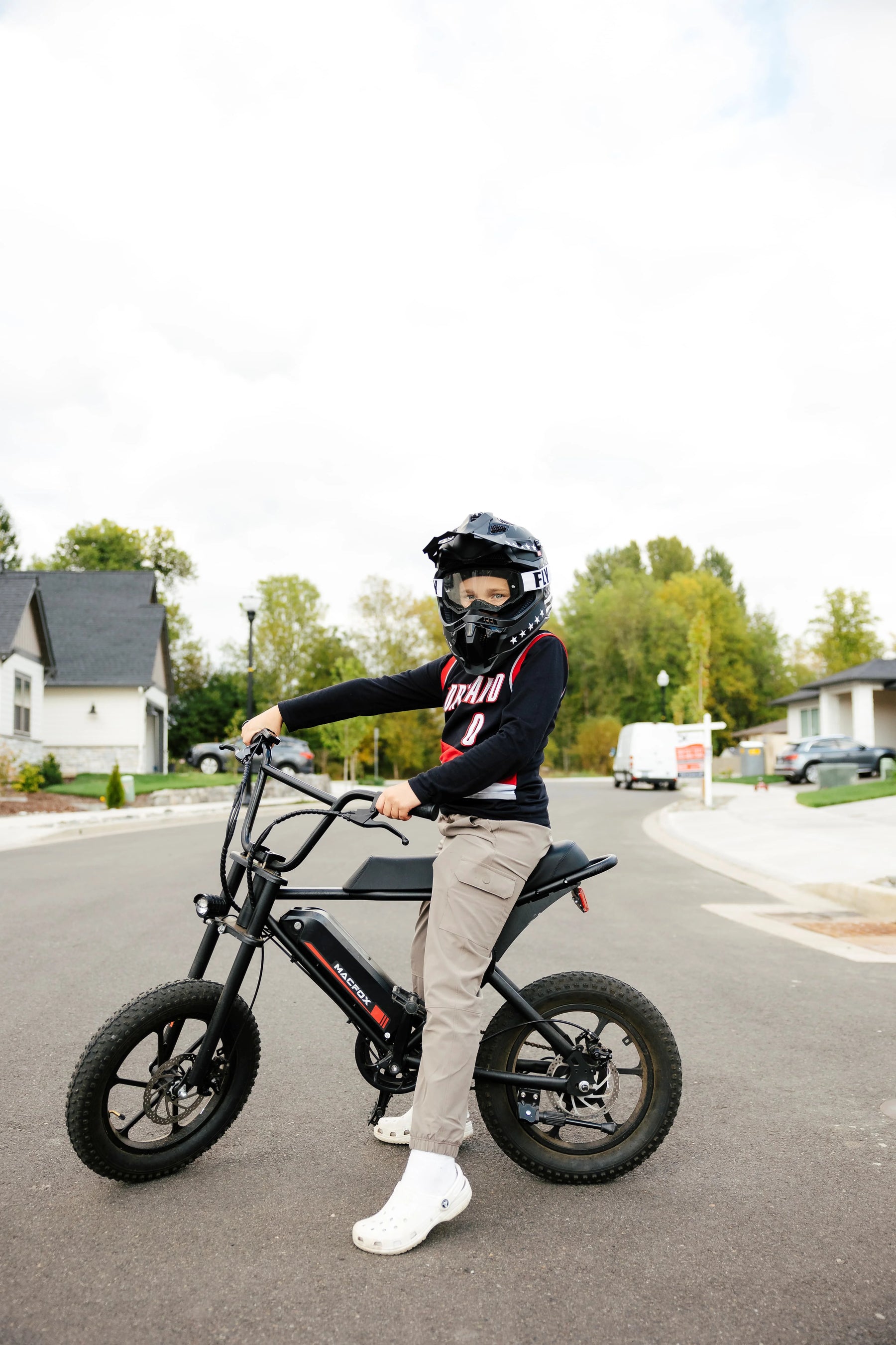 Macfox M19 Teen Electric Bike - Product image 4